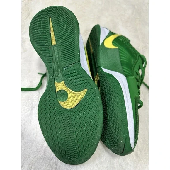 Nike Sabrina 2 Oregon Green Yellow Womens 6.5 Basketball Shoes